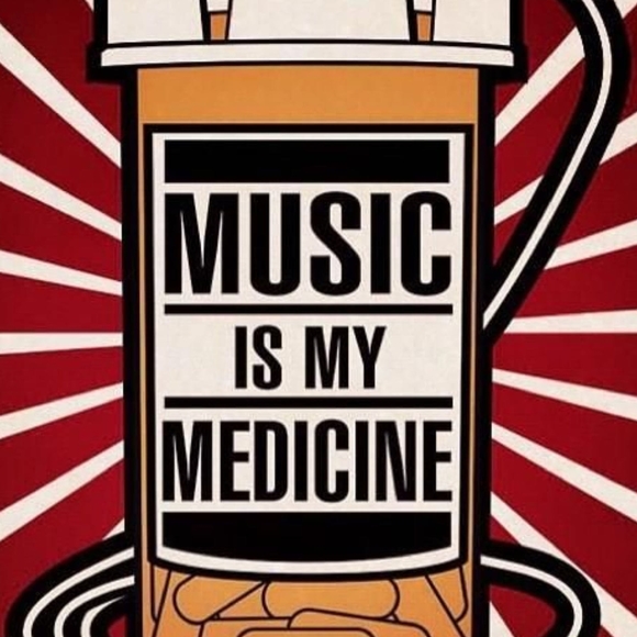 Meet your Posher, Carlos - Picture 1 of 1